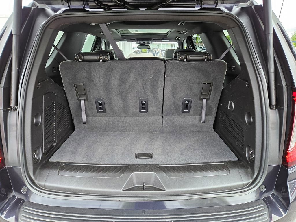 Used 2023 GMC Yukon SLT image 12