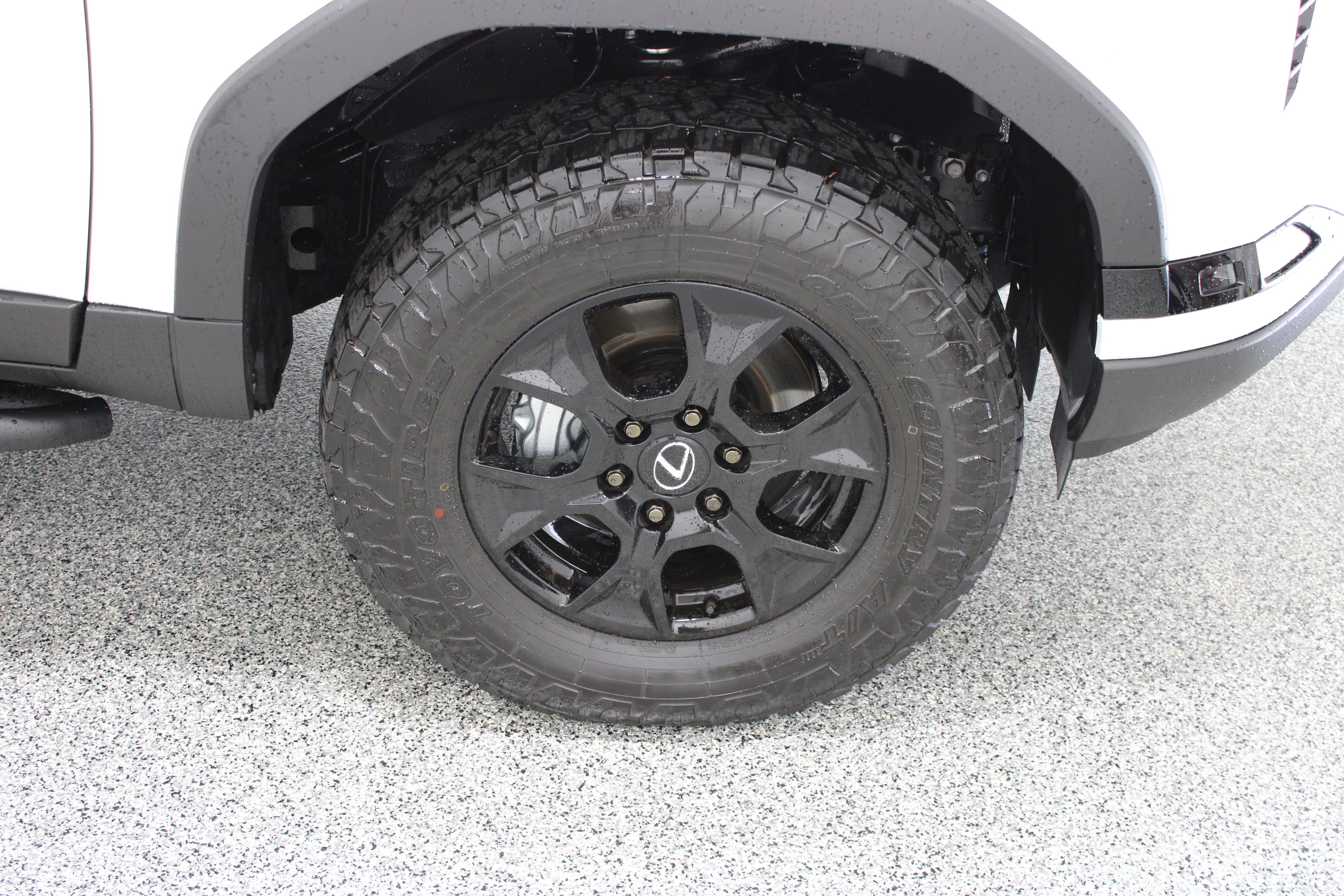Used 2026 Lexus GX 550 AWD/4WD image 4