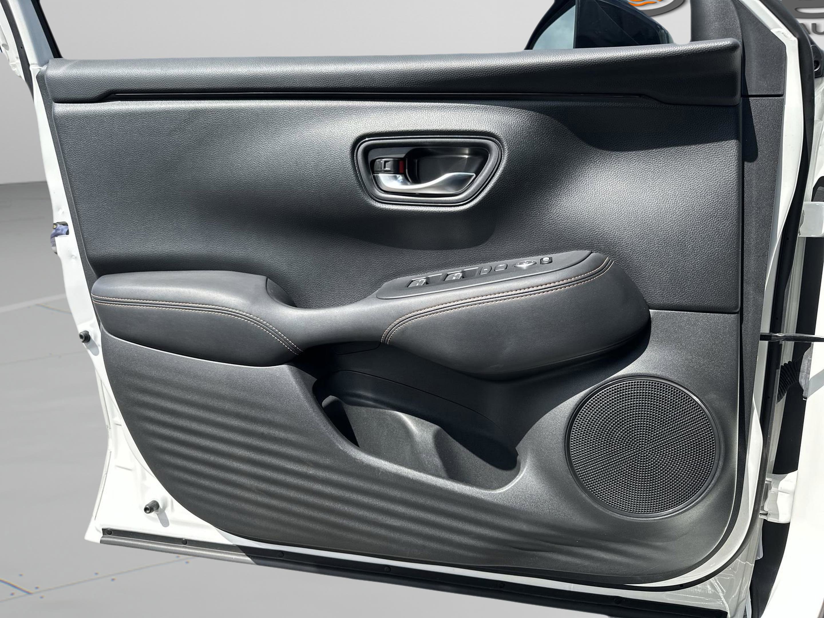 Certified 2023 Honda HR-V Sport image 29