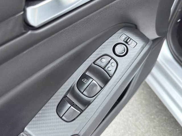 Used 2024 Nissan Altima 2.5 SV image 22