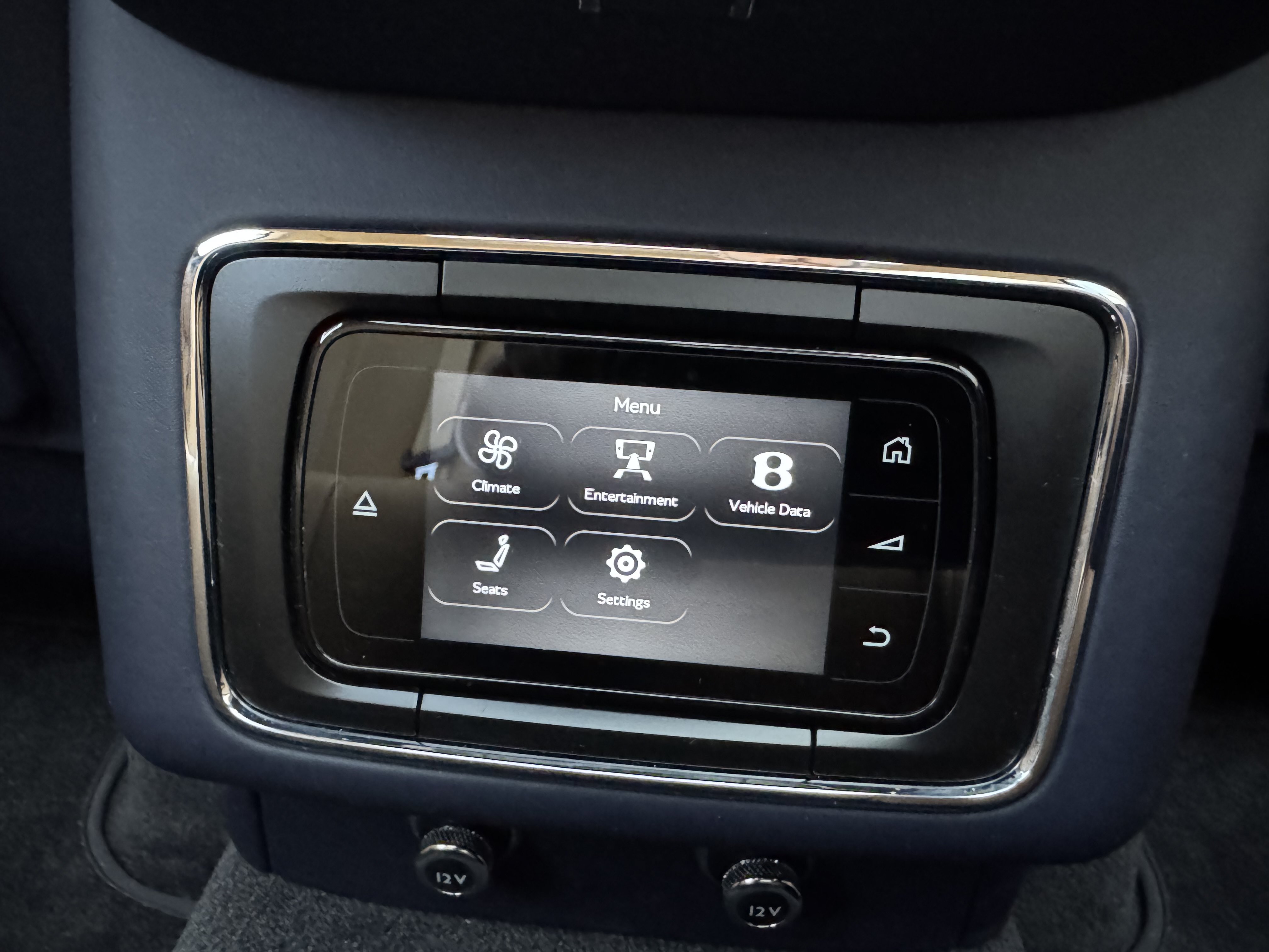 Used 2019 Bentley Bentayga AWD/4WD image 27