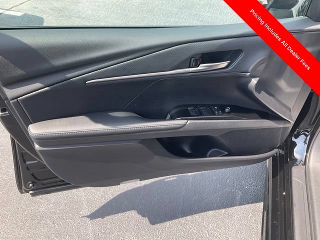 Used 2026 Toyota Camry XSE FWD image 4