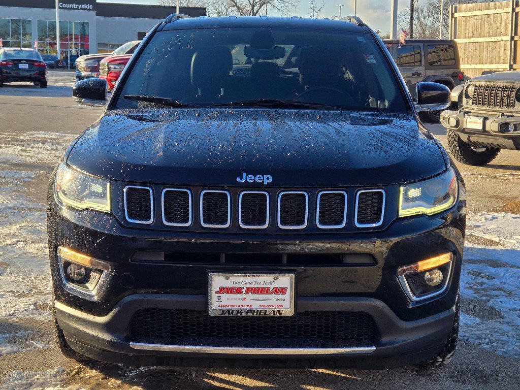 Used 2019 Jeep Compass Limited w/ Safety & Security Group AWD/4WD image 3