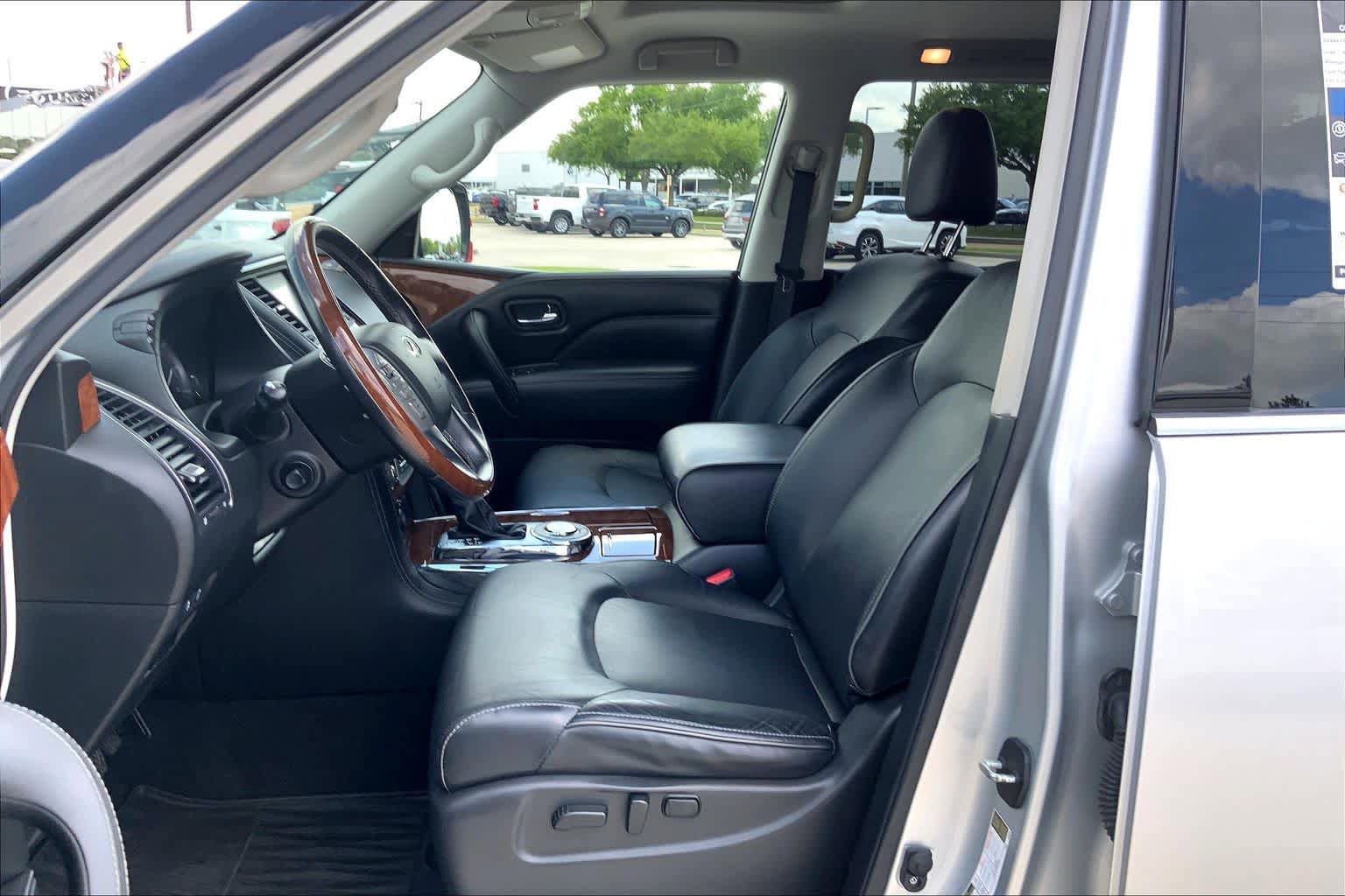 Used 2019 INFINITI QX80 Luxe w/ Proassist Package image 8