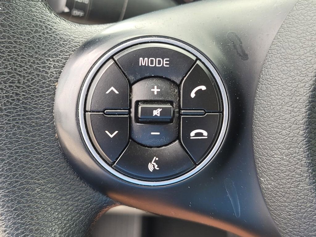Used 2022 Kia Soul LX image 20