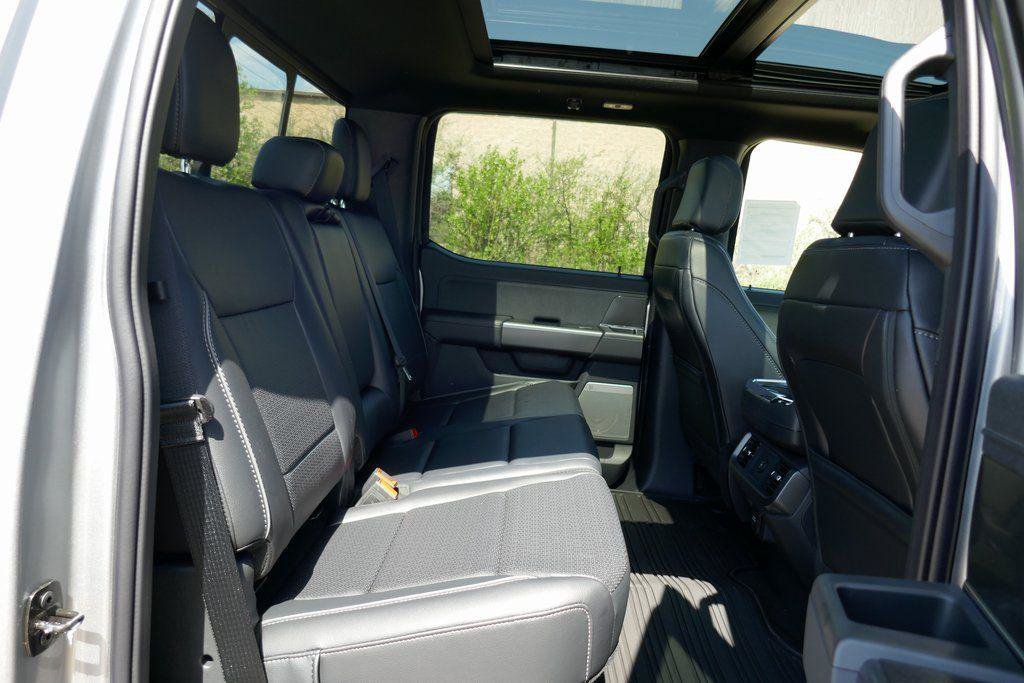 New 2025 Ford F150 Lariat w/ Equipment Group 501A Mid image 13