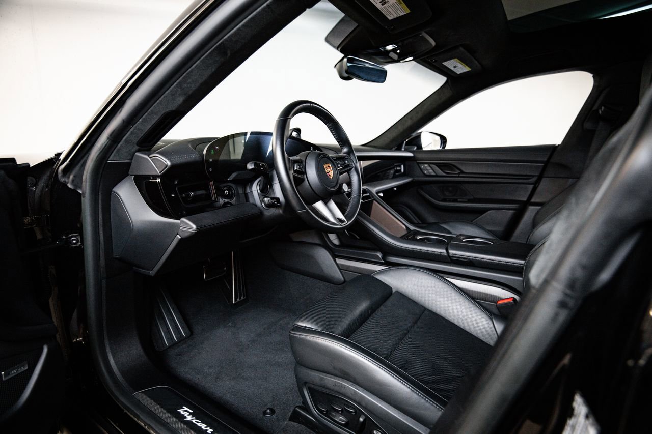 Certified 2024 Porsche Taycan GTS AWD/4WD image 4