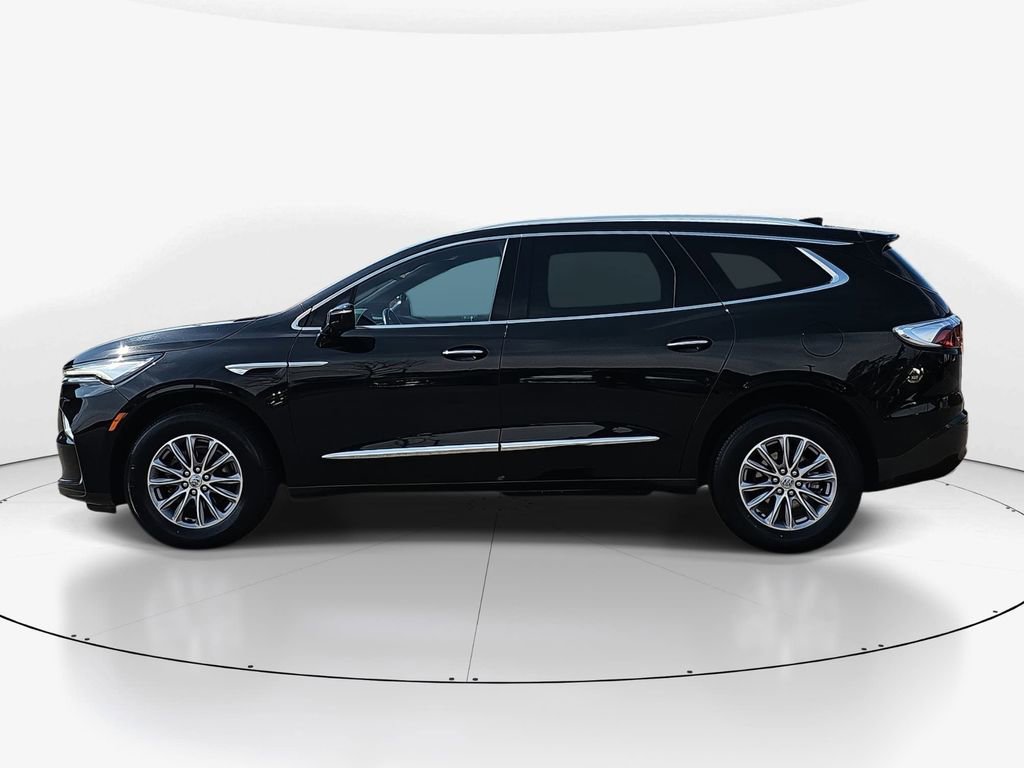 Used 2024 Buick Enclave Premium image 9