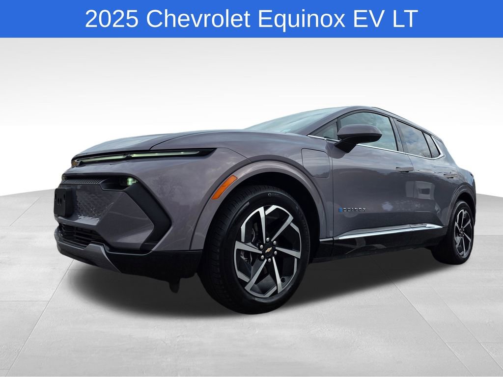 Certified 2025 Chevrolet Equinox EV LT image 10