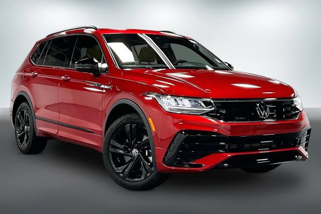 Used 2024 Volkswagen Tiguan SE R-Line