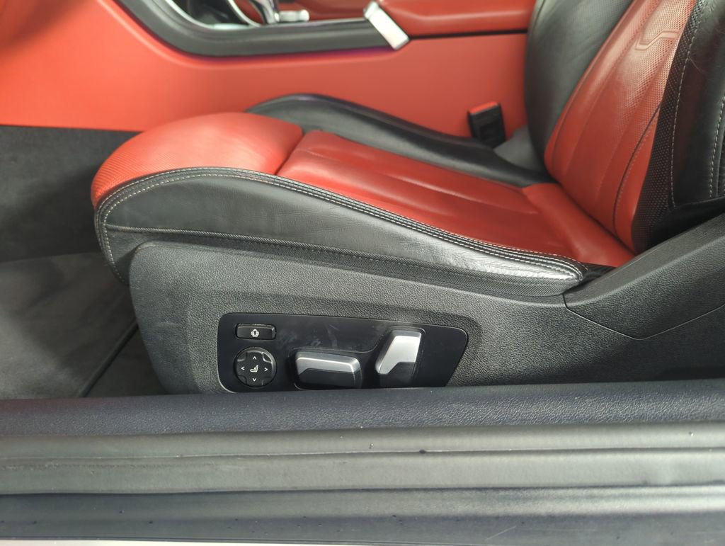 Used 2022 BMW 840i Convertible image 13