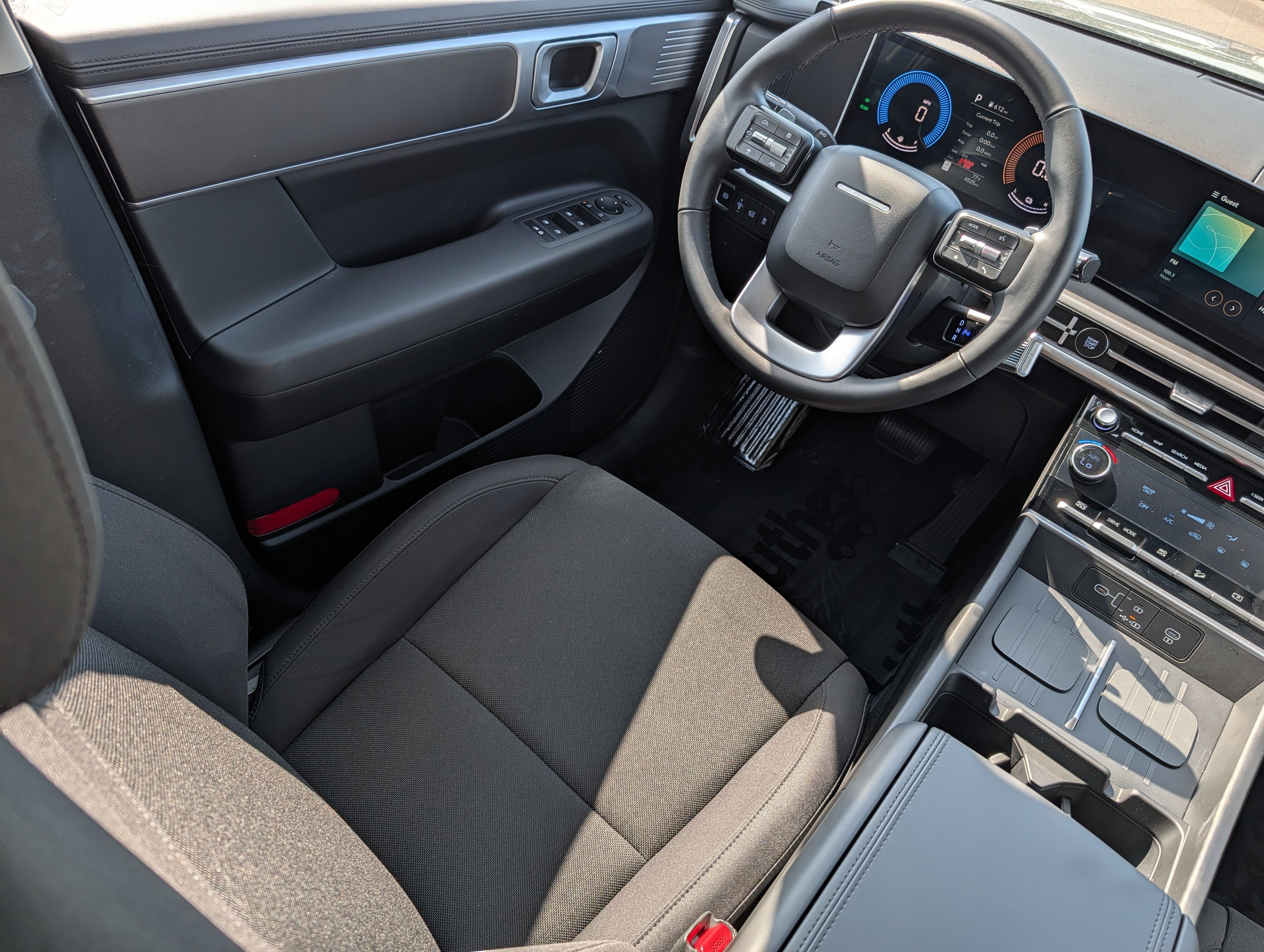 Certified 2026 Hyundai Santa Fe SE AWD/4WD image 9
