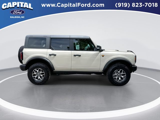 Certified 2025 Ford Bronco Badlands AWD/4WD image 9