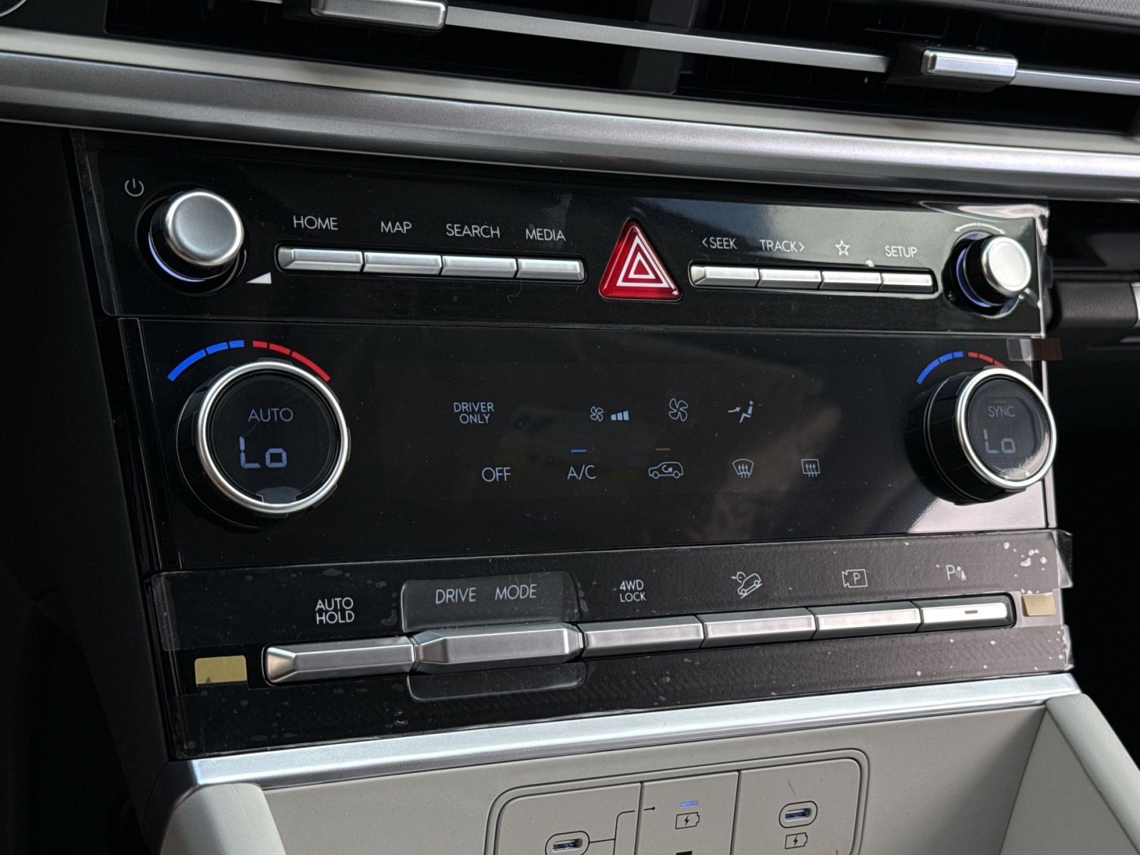 New 2026 Hyundai Santa Fe SE AWD/4WD image 21