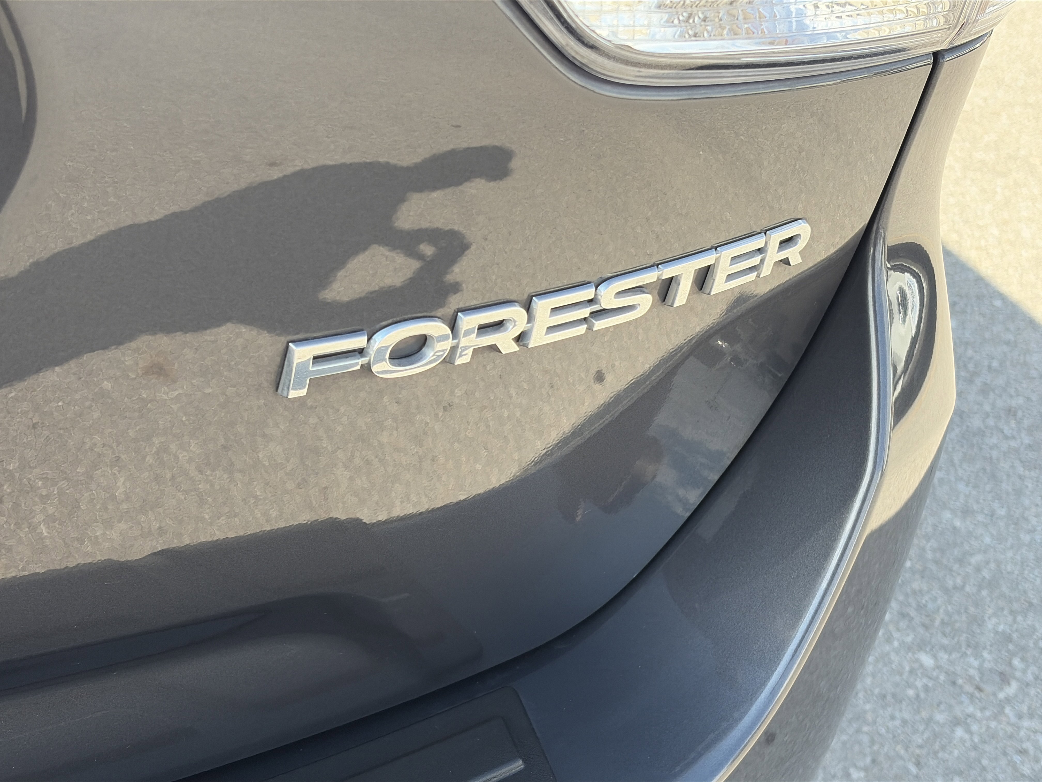 Used 2022 Subaru Forester Limited w/ Popular Package #2 image 10