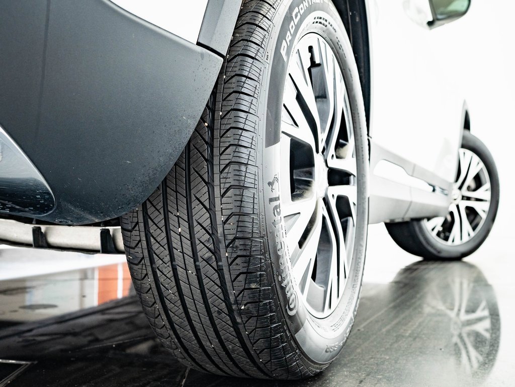 Certified 2025 Mercedes-Benz GLA 250 4MATIC image 40