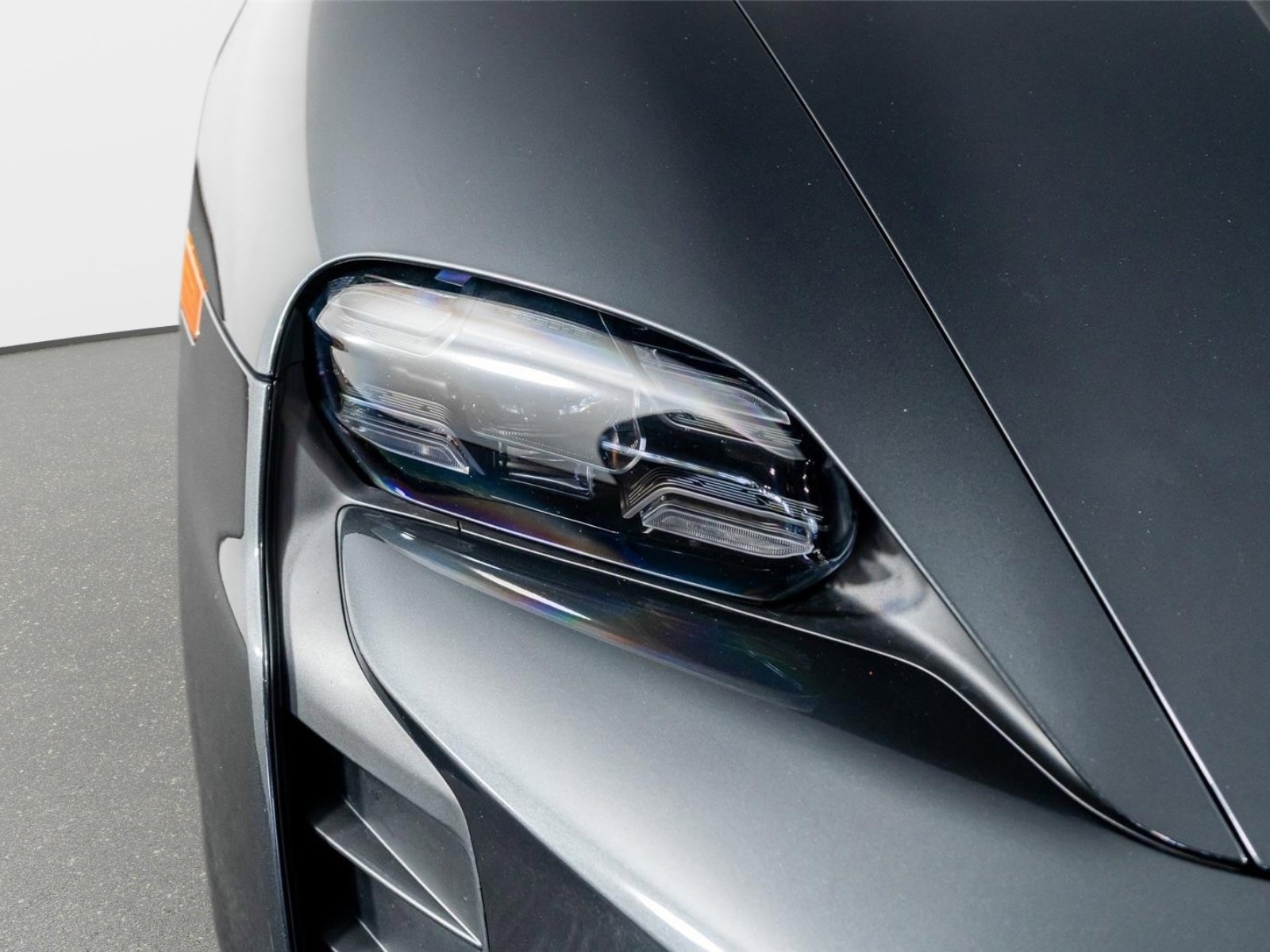 Used 2023 Porsche Taycan GTS w/ Technology Package image 23