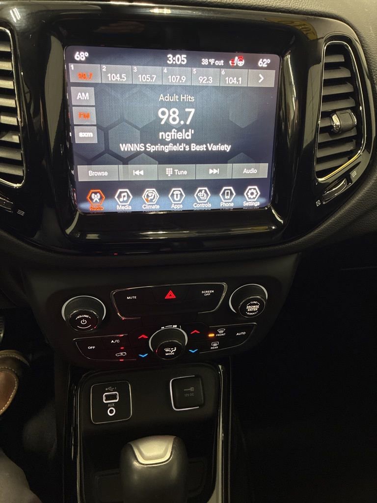 Used 2019 Jeep Compass Limited w/ Premium Lighting Group image 21