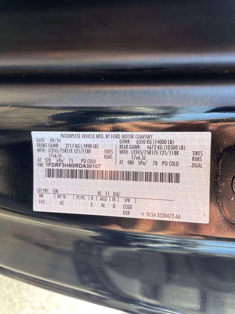 Used 2024 Ford F350 XL w/ Snow Plow Prep Package image 15