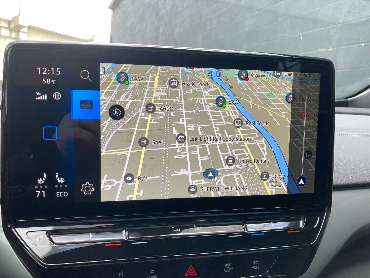 Used 2023 Volkswagen ID.4 Pro S Plus image 13