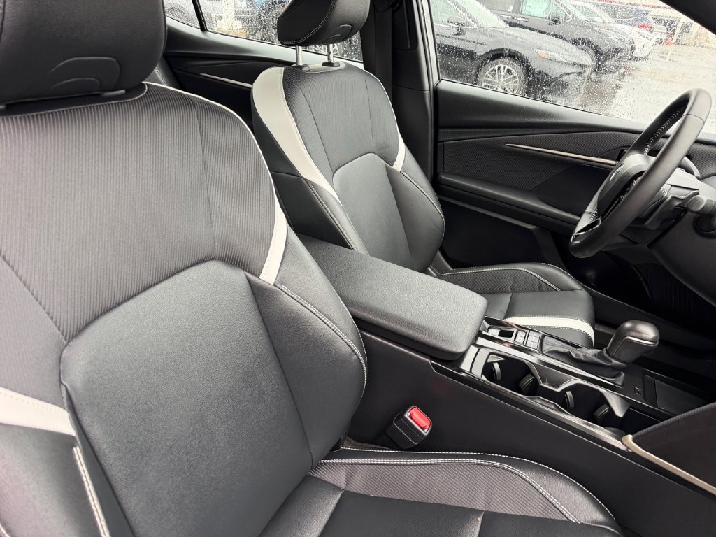 Used 2026 Toyota Camry SE w/ Convenience Package AWD/4WD image 18