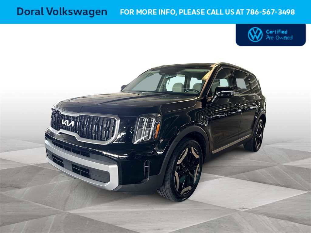 Used 2023 Kia Telluride EX w/ EX Captain's Chair Package