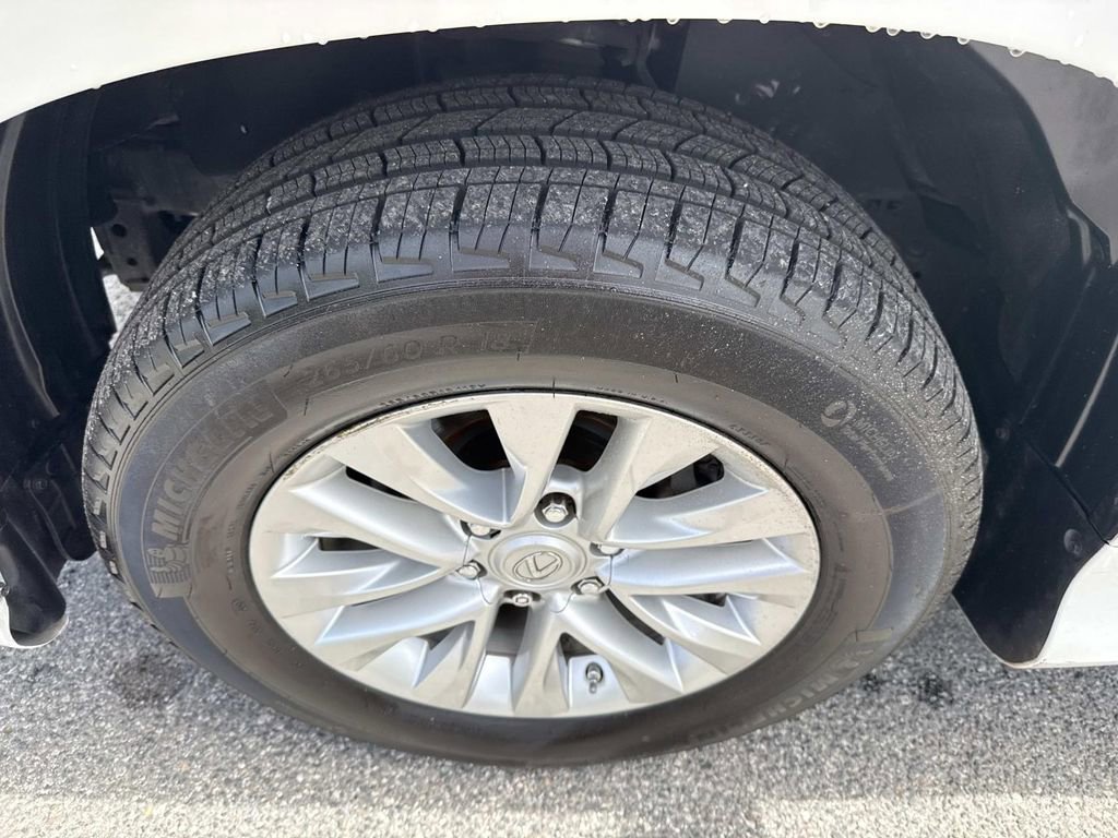 Used 2015 Lexus GX 460 w/ Premium Package image 12