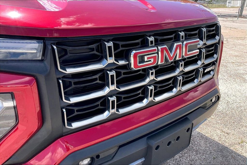 Used 2026 GMC Canyon AT4 AWD/4WD image 34