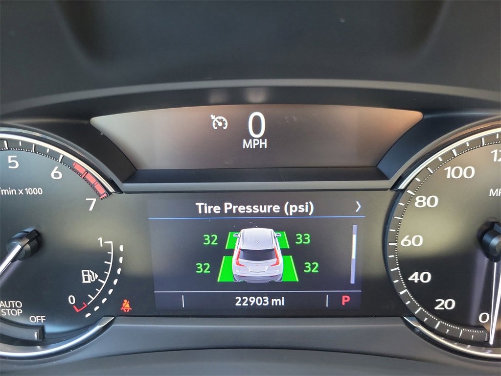 Used 2023 Cadillac XT4 Premium Luxury image 33