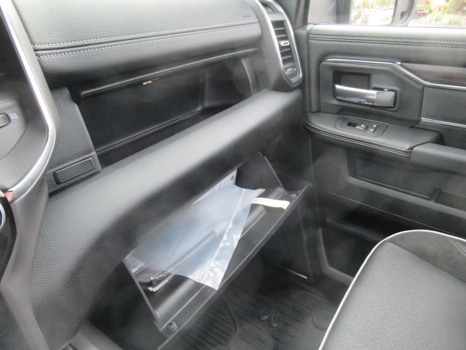 New 2026 RAM 3500 Laramie image 40