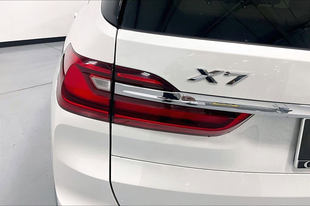 Used 2019 BMW X7 xDrive50i w/ Premium Package image 32