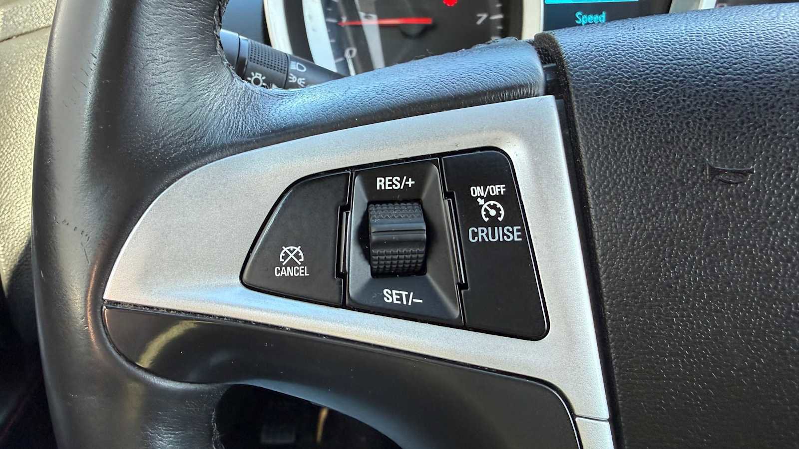 Used 2015 Chevrolet Equinox LT w/ Driver Convenience Package AWD/4WD image 15