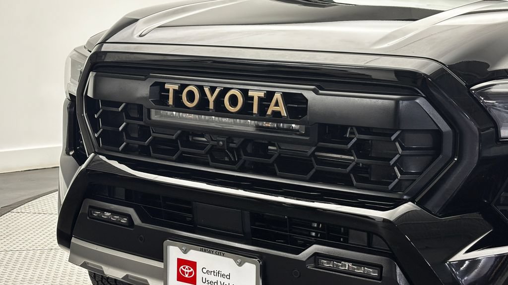 Used 2026 Toyota Tacoma 4x4 Double Cab Hybrid w/ Tow Tech Package image 2