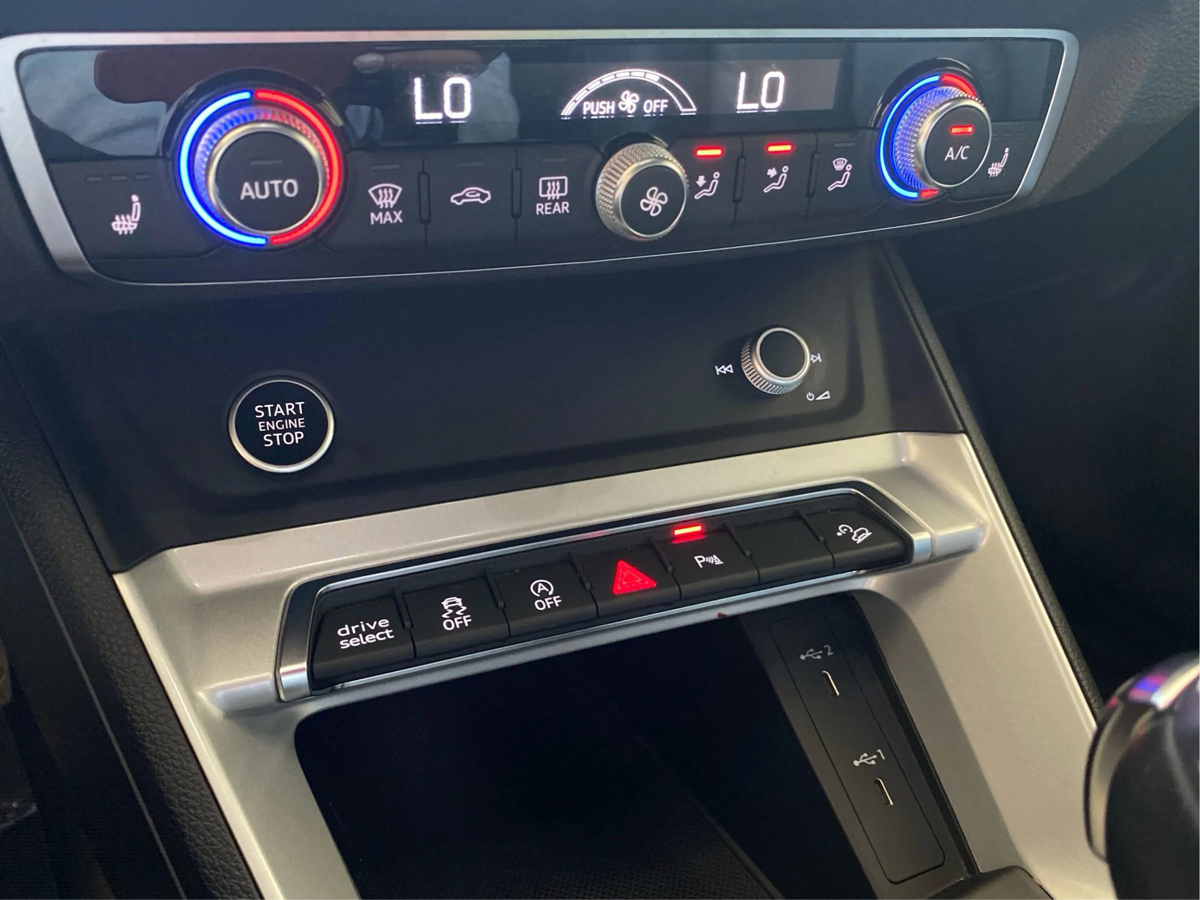 Used 2022 Audi Q3 2.0T Premium w/ Convenience Package image 37