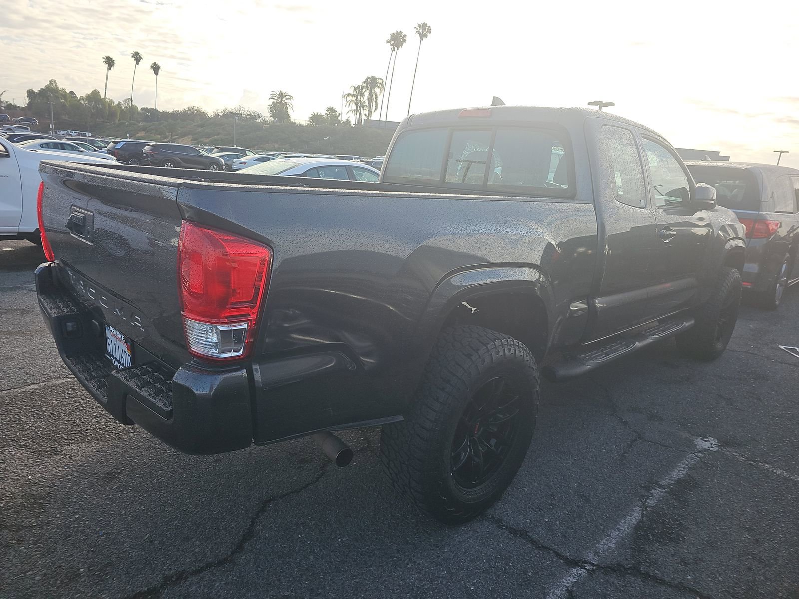 Used 2017 Toyota Tacoma SR w/ SR Convenience Package RWD image 6