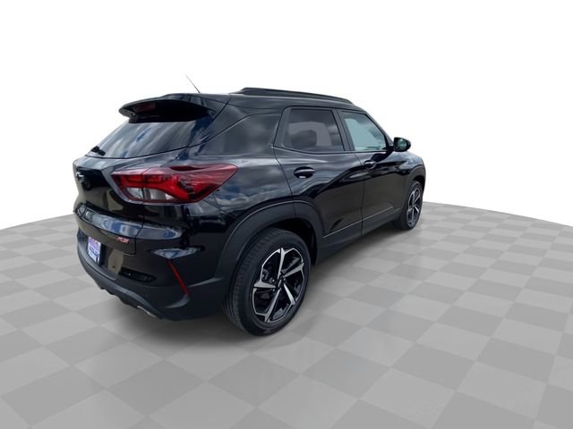 Used 2023 Chevrolet TrailBlazer RS w/ Convenience Package FWD image 2