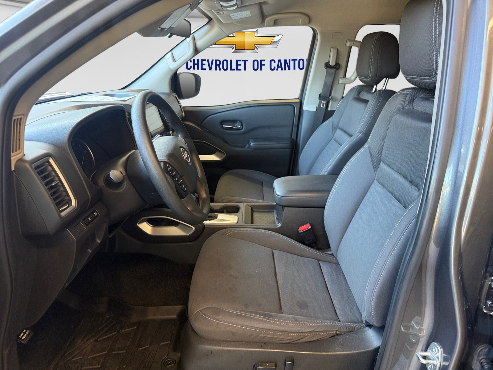 Used 2023 Nissan Frontier SV AWD/4WD image 9
