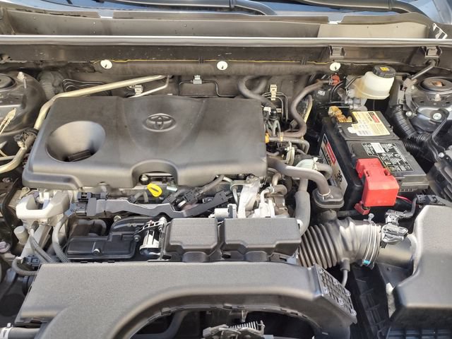 Used 2019 Toyota RAV4 XLE Premium FWD image 33