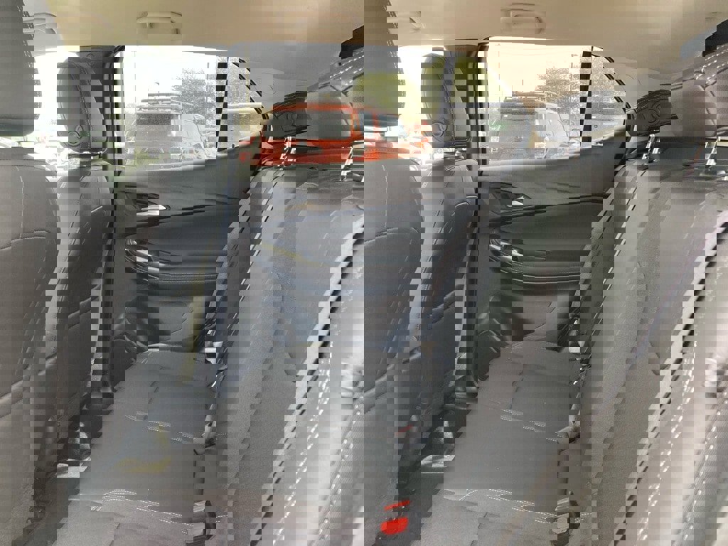 Used 2025 Buick Encore GX Preferred image 8