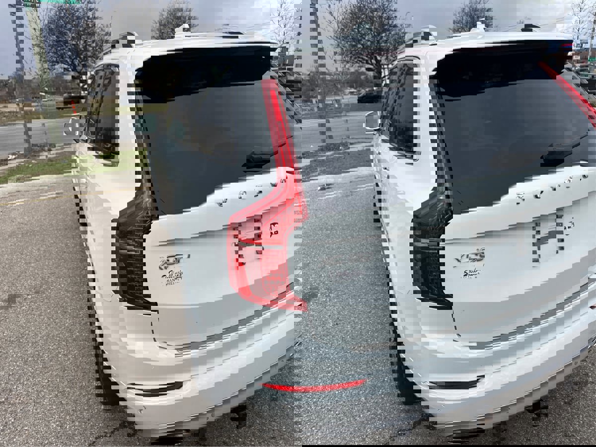 Used 2016 Volvo XC90 T6 Momentum w/ Momentum Plus Package image 36