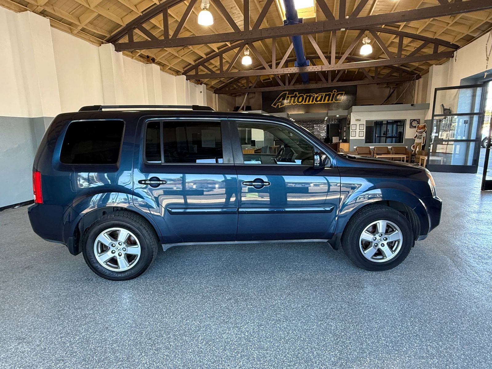 Used 2010 Honda Pilot EX-L image 8