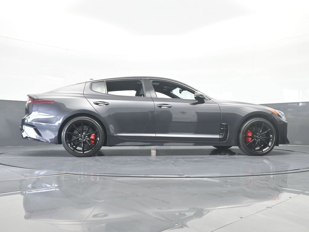 Used 2023 Kia Stinger GT2 image 72