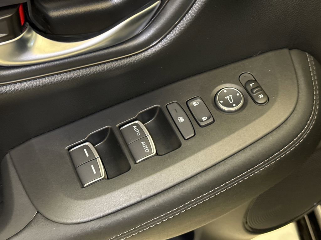 New 2026 Honda HR-V EX-L image 22