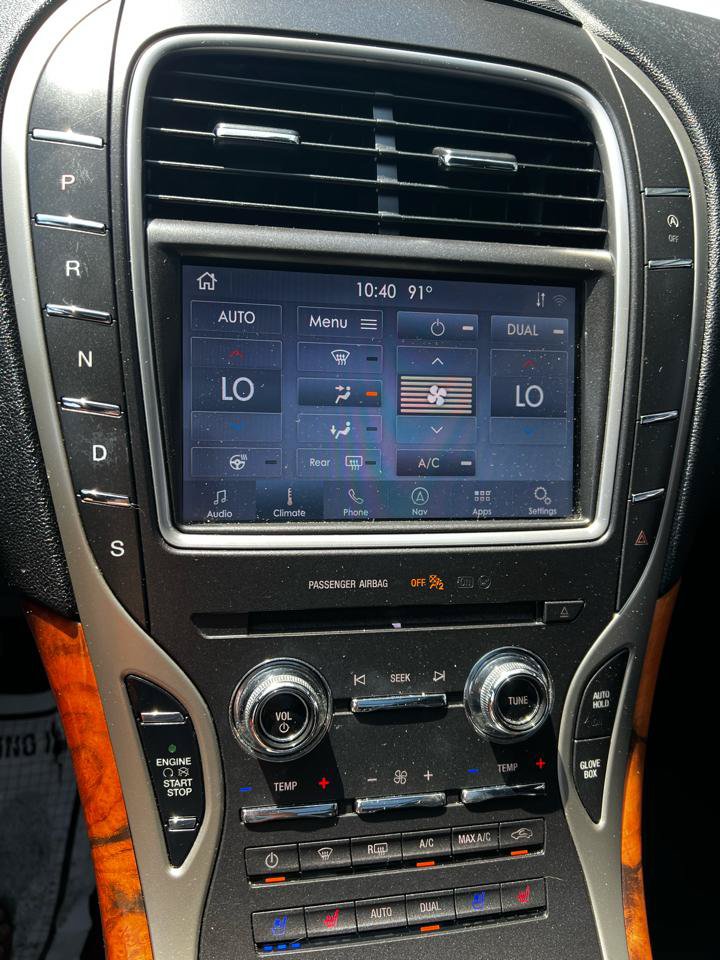 Used 2020 Lincoln Nautilus Reserve AWD/4WD image 17