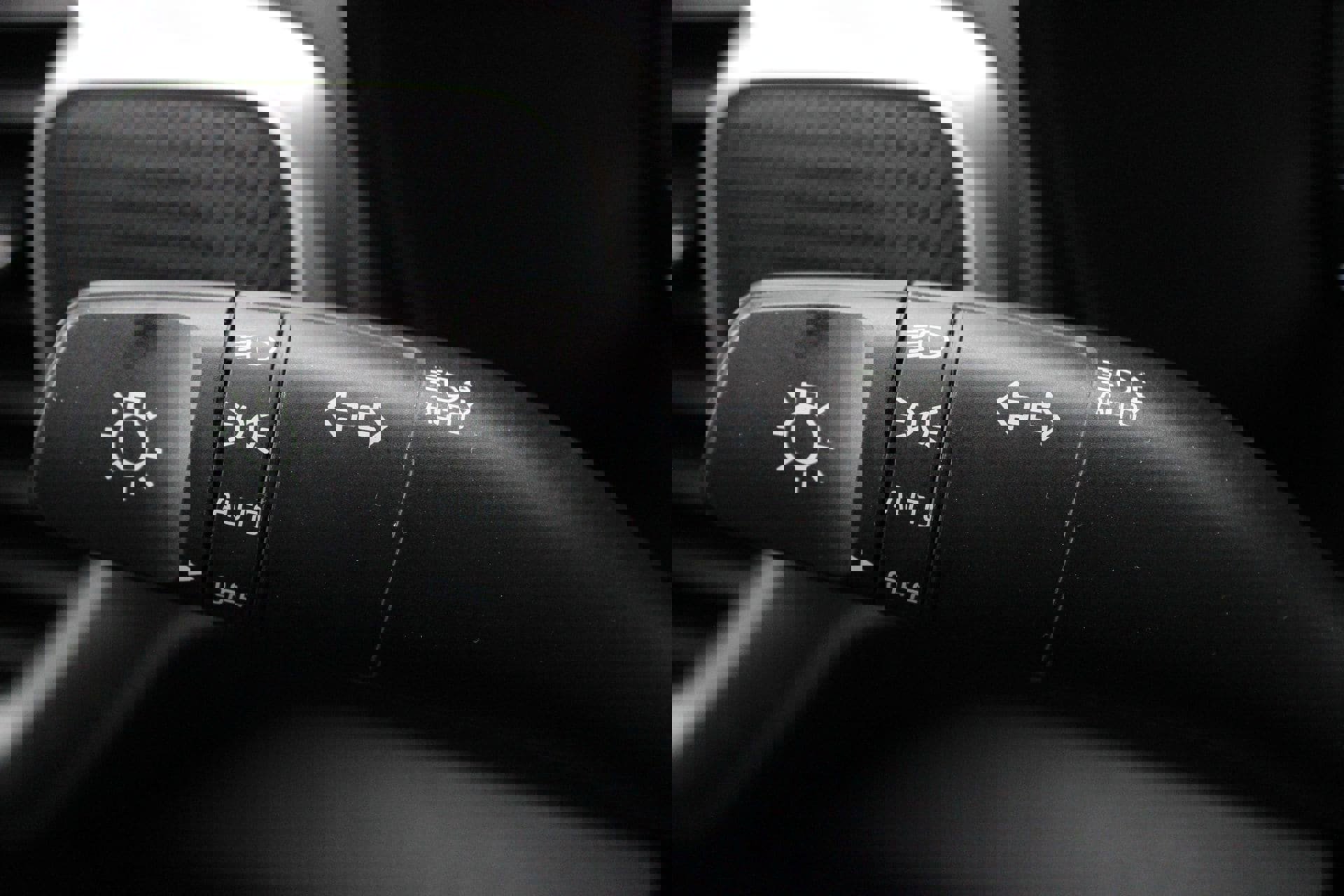 Used 2024 Kia Soul LX w/ Option Group 015 FWD image 26