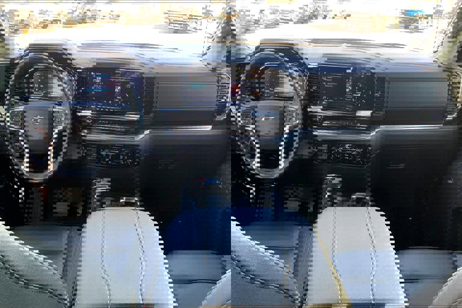 Used 2023 Chevrolet Silverado 1500 RST image 16