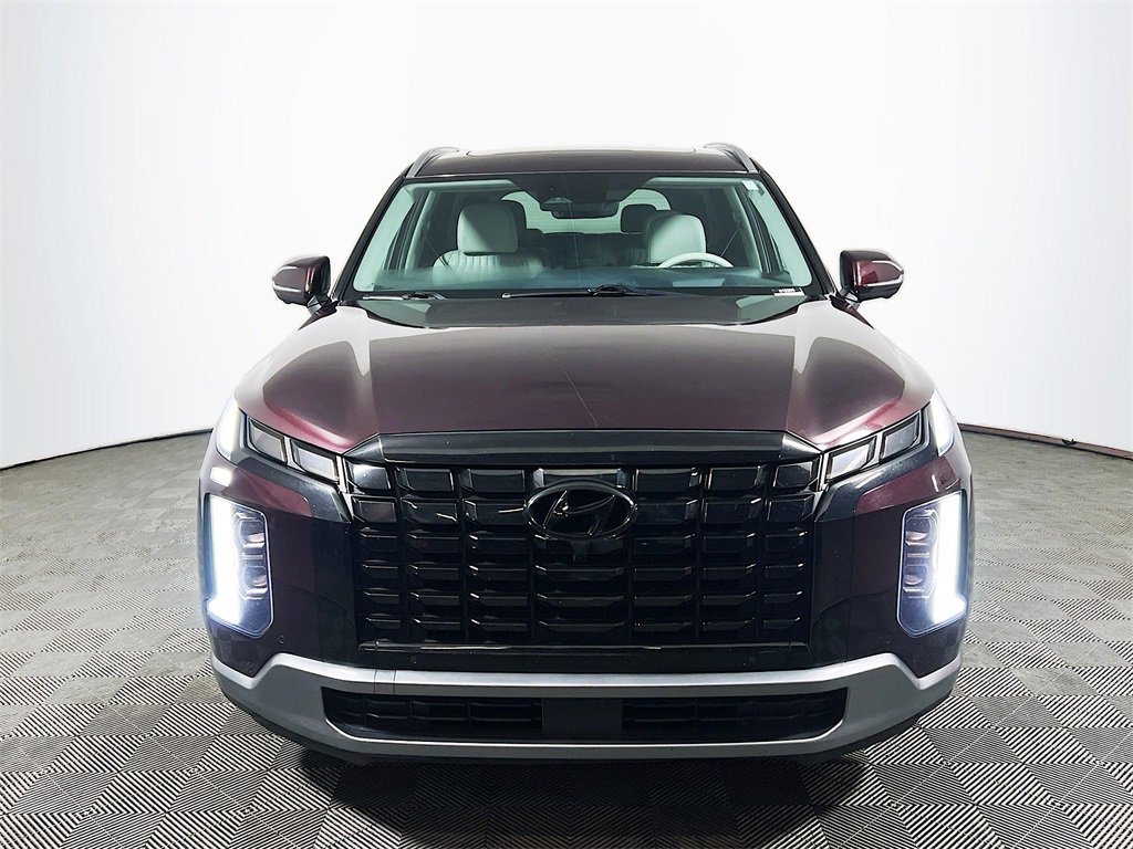 Used 2024 Hyundai Palisade Limited image 3