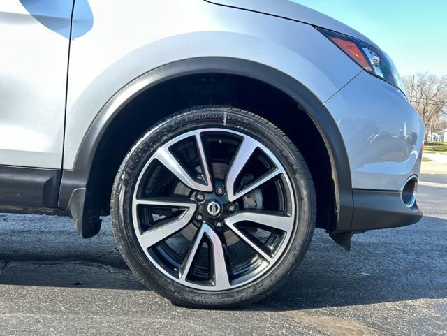 Used 2017 Nissan Rogue Sport SL image 10