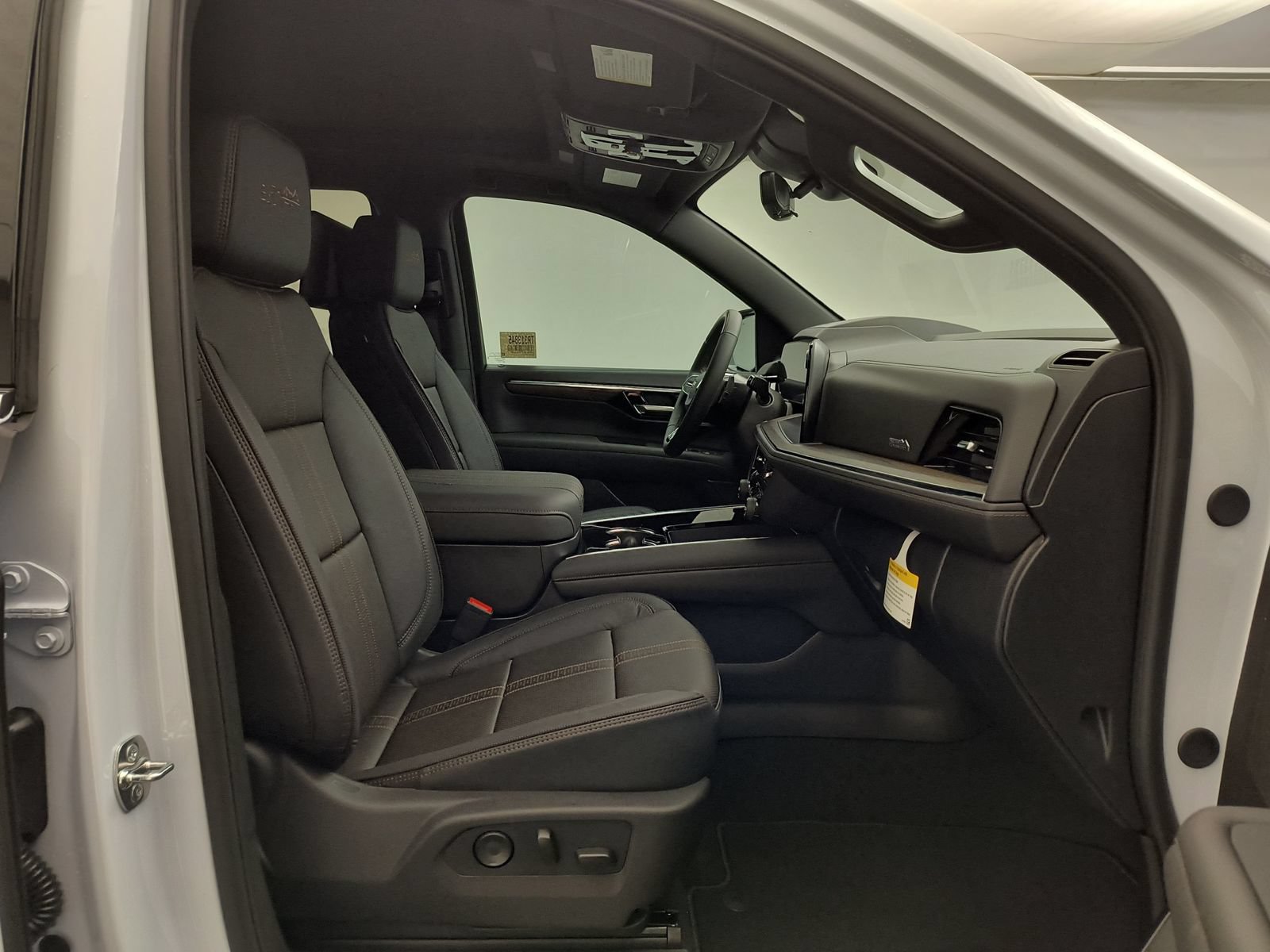 New 2026 Chevrolet Tahoe High Country AWD/4WD image 31