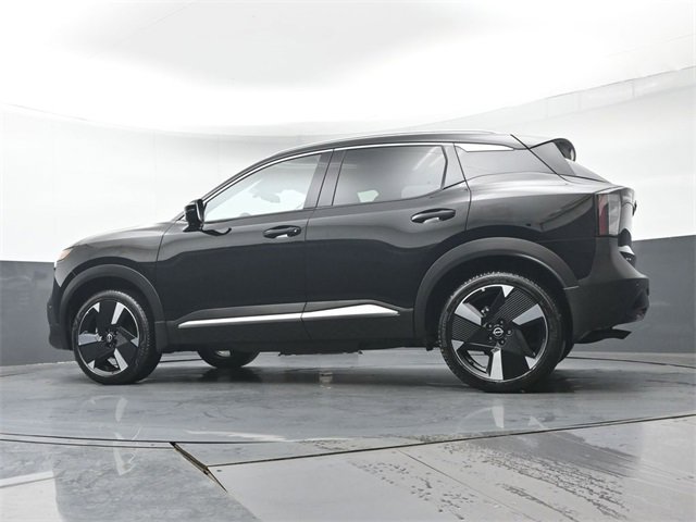 Used 2025 Nissan Kicks SR image 32